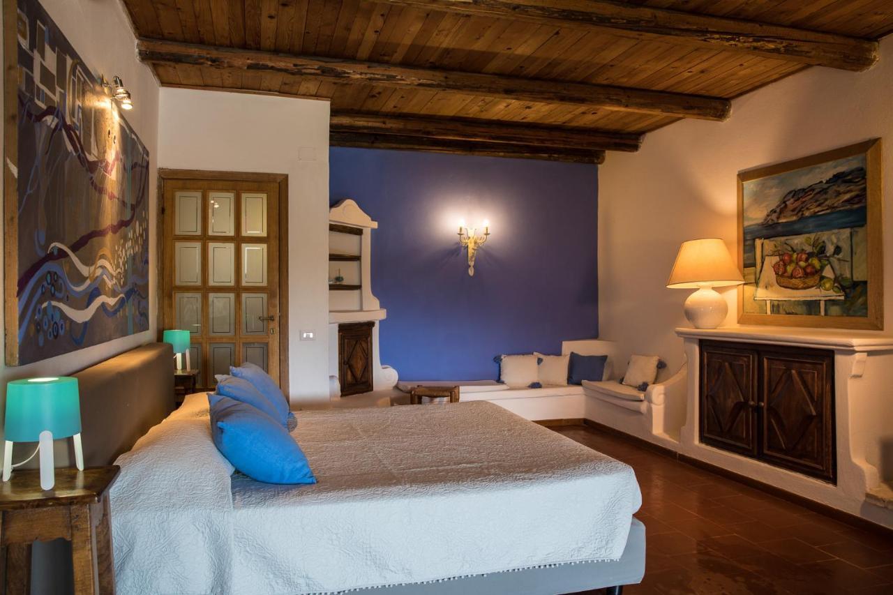 Palmasera Charming Suites Cala Gonone Eksteriør billede